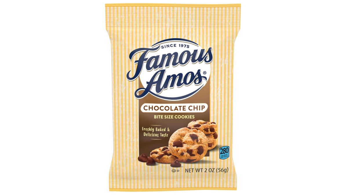 Famous Amos Classic Chocolate Chip Cookies (2 oz)
